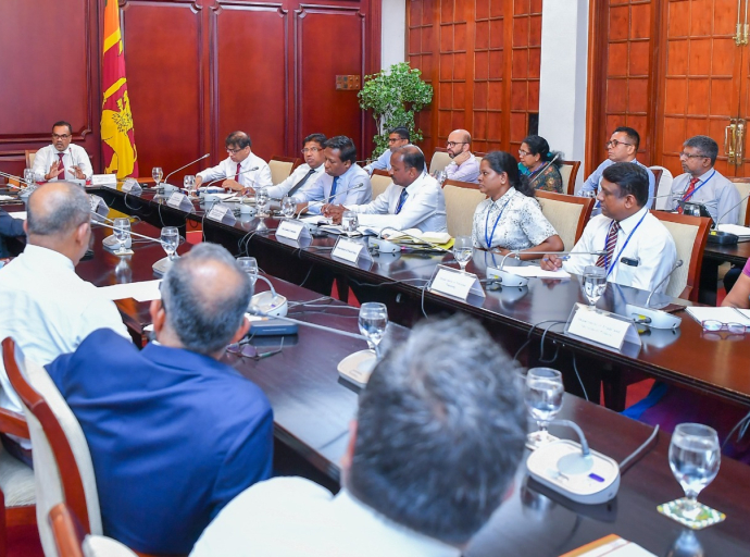ඔටෝ මොබයිල් සහ විද්‍යුත් උපකරණ ආනයනකරුවන් සමඟ 2026 පූර්ව අයවැය සාකච්ඡාවක්